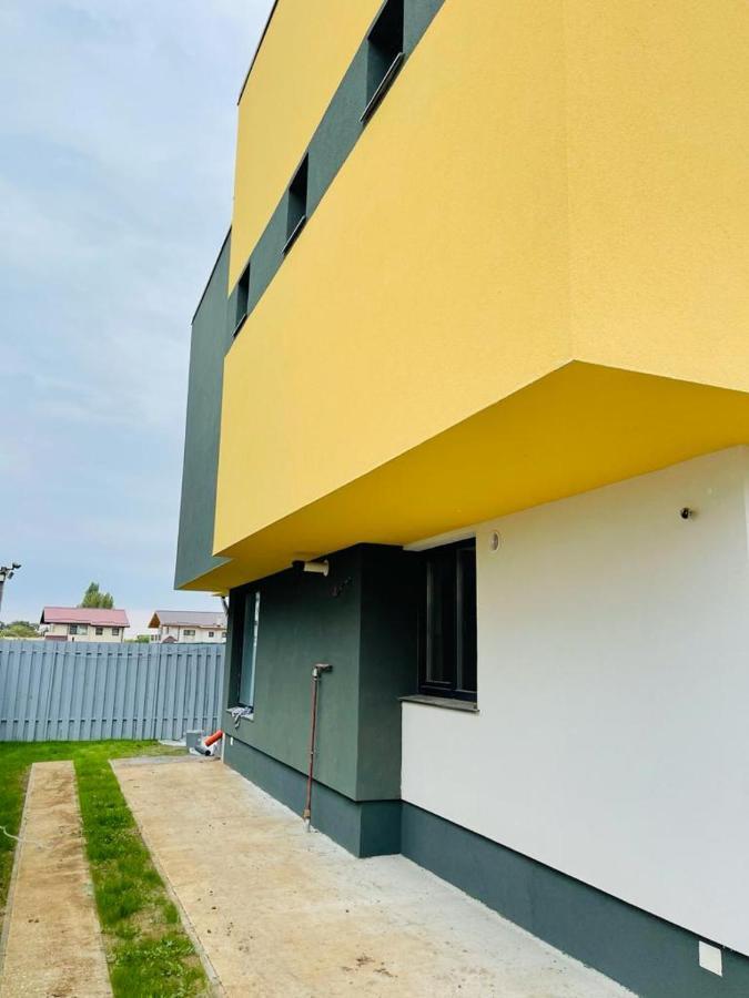 Galaxy Residence Villa Отопень Екстер'єр фото
