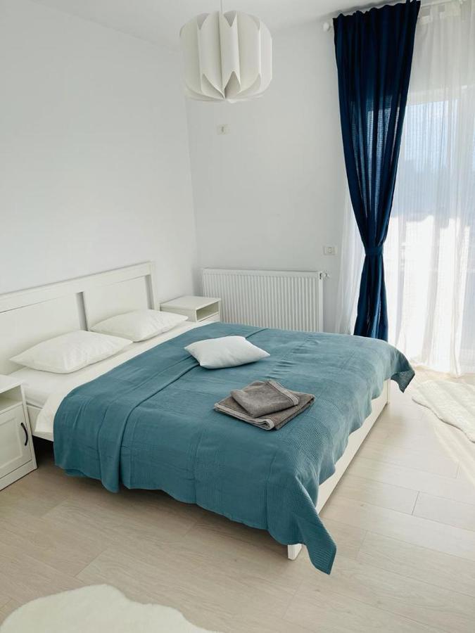 Galaxy Residence Villa Отопень Екстер'єр фото