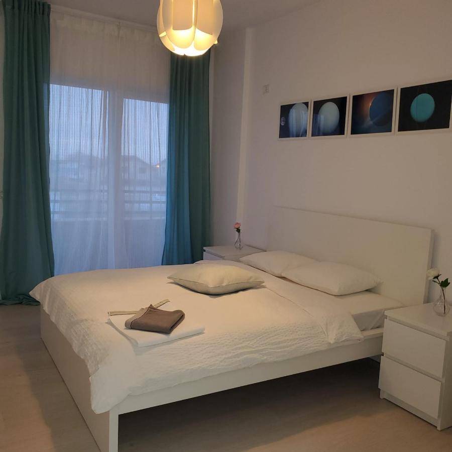 Galaxy Residence Villa Отопень Екстер'єр фото